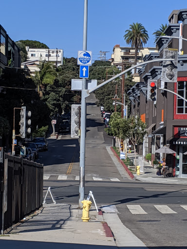 Liquor Store «Davy Jones Liquor Locker», reviews and photos, 63 Navy St, Venice, CA 90291, USA