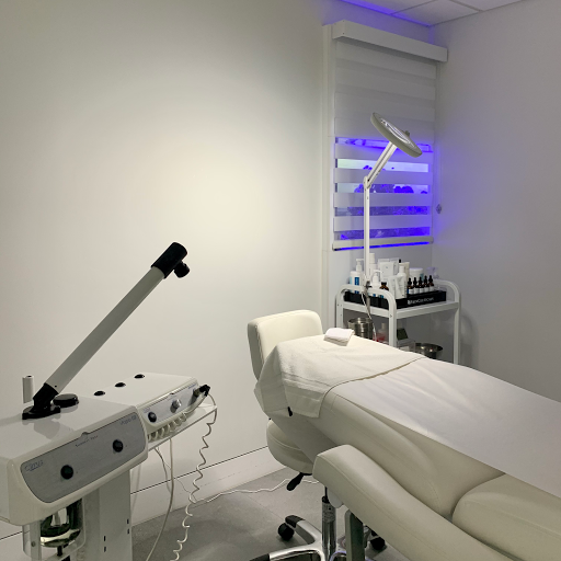 Medical Spa «Brickell Cosmetic Center & Spa», reviews and photos, 1913 SW 3rd Ave, Miami, FL 33129, USA