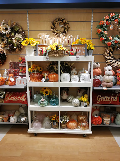 Department Store «Marshalls», reviews and photos, 2461 N Atlantic Ave, Daytona Beach, FL 32118, USA