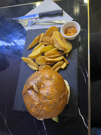 Frite du Restaurant de hamburgers Kingdom Burger à Paris - n°10