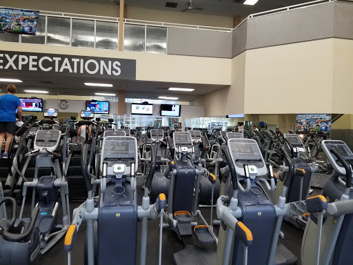 Health Club «24 Hour Fitness», reviews and photos, 555 W 19th St, Costa Mesa, CA 92627, USA