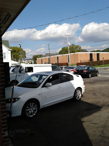 Auto Repair Shop «T & E Auto Repair», reviews and photos, 3130 Kutztown Rd, Reading, PA 19605, USA