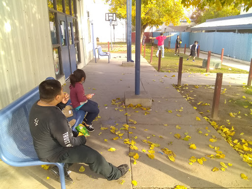 Social Services Organization «Bakersfield Homeless Center», reviews and photos