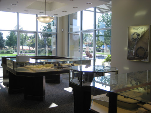 Jewelry Store «Morgan Jewelers - Cascade Station», reviews and photos, 10239 NE Cascades Pkwy A, Portland, OR 97220, USA