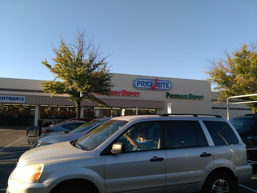 Grocery Store «Price Rite of District Heights», reviews and photos, 5800 Silver Hill Rd, District Heights, MD 20747, USA