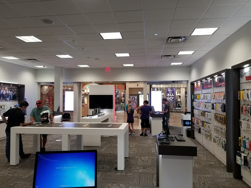 Shopping Mall «River Hills Mall», reviews and photos, 1850 Adams St, Mankato, MN 56001, USA