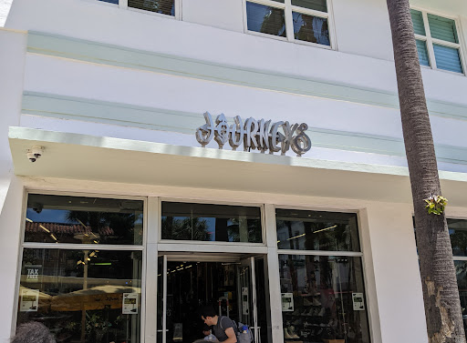 Journeys, 603 Lincoln Rd #150, Miami Beach, FL 33139, USA, 