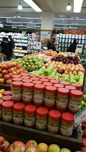 Grocery Store «Whole Foods Market», reviews and photos, Whole Foods Market, 110 Bloomingdale Rd, White Plains, NY 10605, USA