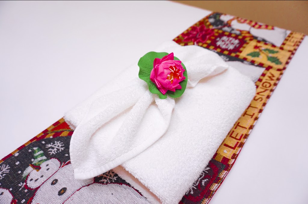 Healing Thai massage By Saya 77450