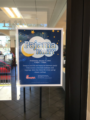 Fast Food Restaurant «Chick-fil-A», reviews and photos, 1141 Saxon Blvd, Orange City, FL 32763, USA