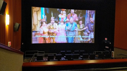 Movie Theater «Regal Cinemas Ronkonkoma 9», reviews and photos, 565 Portion Rd, Ronkonkoma, NY 11779, USA