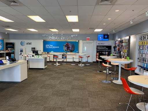 Cell Phone Store «AT&T», reviews and photos, 1107 3rd St SW #1, Winter Haven, FL 33880, USA