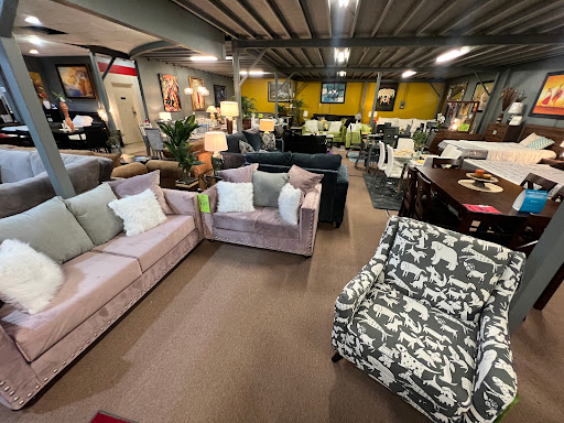 Furniture Store «UR FURNITURE CENTER», reviews and photos, 16747 North Fwy, Houston, TX 77090, USA