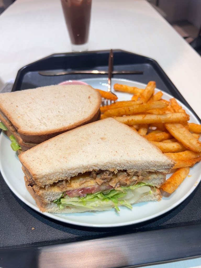 城市漢堡咖啡館 台中車站店(B8櫃位) 的照片