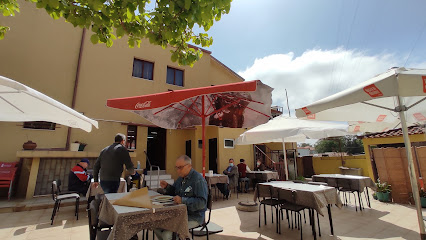 Restaurante Monte da Virgem - R. Confraria do Monte da Virgem, 4430-367 Vila Nova de Gaia, Portugal