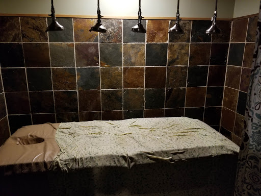 Massage Therapist «Caring Hands Massage & Spa», reviews and photos, 427 Vermillion St, Hastings, MN 55033, USA