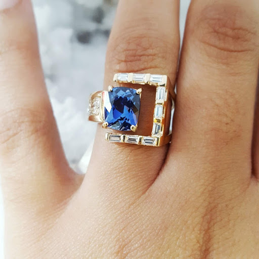 Jeweler «Sami Fine Jewelry & Unique Gifts», reviews and photos, 16704 E Ave of the Fountains #100, Fountain Hills, AZ 85268, USA