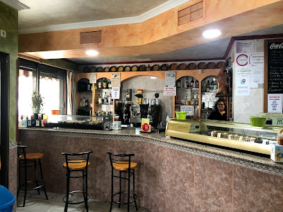 CAFÉ BAR CARYMA. - Calle Ctra. Ramac, 20, 05418 Ramacastañas, Ávila, Spain