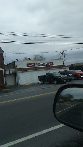 Shopping Mall «Clearbrook Shopping Center», reviews and photos, 3522 Martinsburg Pike, Clear Brook, VA 22624, USA