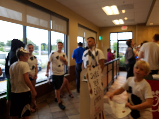 Fast Food Restaurant «Chick-fil-A», reviews and photos, 5351 S 76th St, Greendale, WI 53129, USA