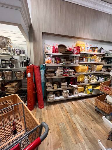 Department Store «HomeGoods», reviews and photos, 1945 W Lumsden Rd, Brandon, FL 33511, USA