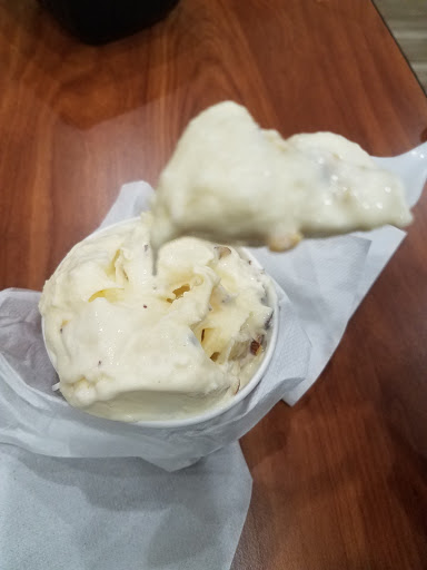 Ice Cream Shop «Cold Stone Creamery», reviews and photos, 1044 NW Civic Dr k, Gresham, OR 97030, USA