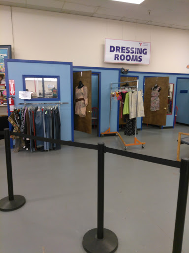 Thrift Store «Volunteers of America Thrift Store», reviews and photos, 1135 N Belsay Rd, Burton, MI 48509, USA