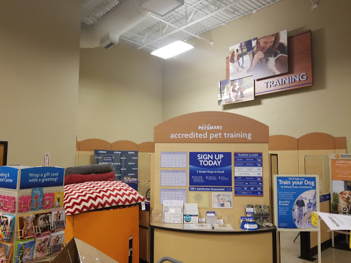 Pet Supply Store «PetSmart», reviews and photos, 1241 Point Mallard Pkwy, Decatur, AL 35601, USA