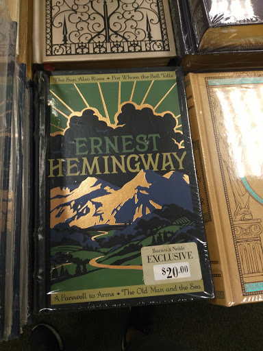 Book Store «Barnes & Noble Booksellers Crabtree Mall», reviews and photos, 4325 Glenwood Ave, Raleigh, NC 27612, USA