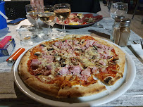 Pizza du Restaurant Azura Plage à Cogolin - n°11