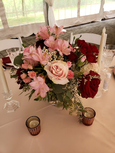 Florist «Crystals Flowers & Gifts», reviews and photos, 17314 Pacific Ave S, Spanaway, WA 98387, USA