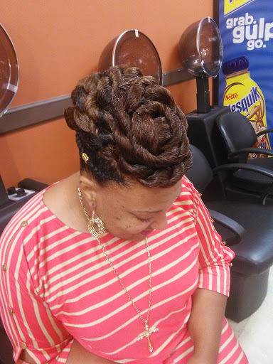 Barber Shop «Kleen Cutz Barber Shop and Salon», reviews and photos, 3375 Holcomb Bridge Rd b, Norcross, GA 30092, USA