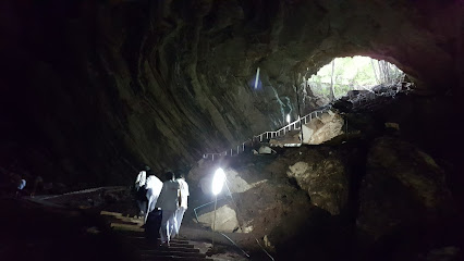 ถ้ำแก้ว Kaew Cave