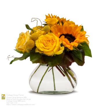 Florist «Cottage Grove Florist», reviews and photos, 8599 W Point Douglas Rd S #100, Cottage Grove, MN 55016, USA
