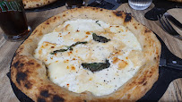 Pizza du Restaurant italien Di Voglia JEAN-JAURÈS - Brasserie Italienne & Pizzéria Napolitaine à Saint-Étienne - n°16