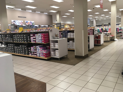 Department Store «Sears», reviews and photos, 3801 E Foothill Blvd, Pasadena, CA 91107, USA