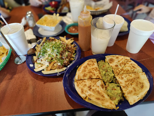Los Pinchis Tacos