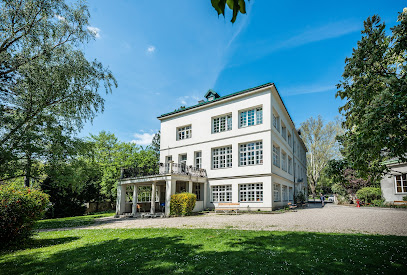 Schweizer Haus Hadersdorf. Therapie in Wien.