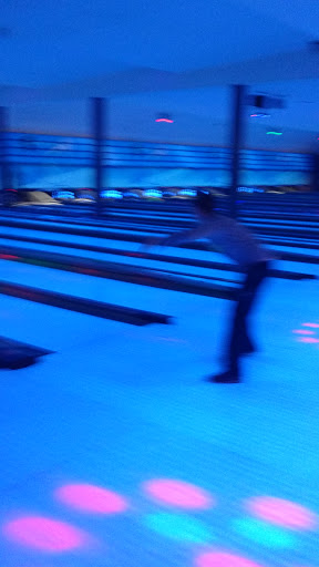 Bowling Alley «Air Lanes Bowling Center», reviews and photos, 4200 Fleur Dr, Des Moines, IA 50321, USA