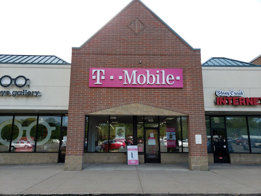Cell Phone Store «T-Mobile», reviews and photos, 2044 Whittaker Rd, Ypsilanti, MI 48197, USA