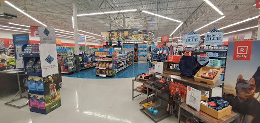Pet Supply Store «Petco Animal Supplies», reviews and photos, 2230 Marlton Pike W #3, Cherry Hill, NJ 08002, USA