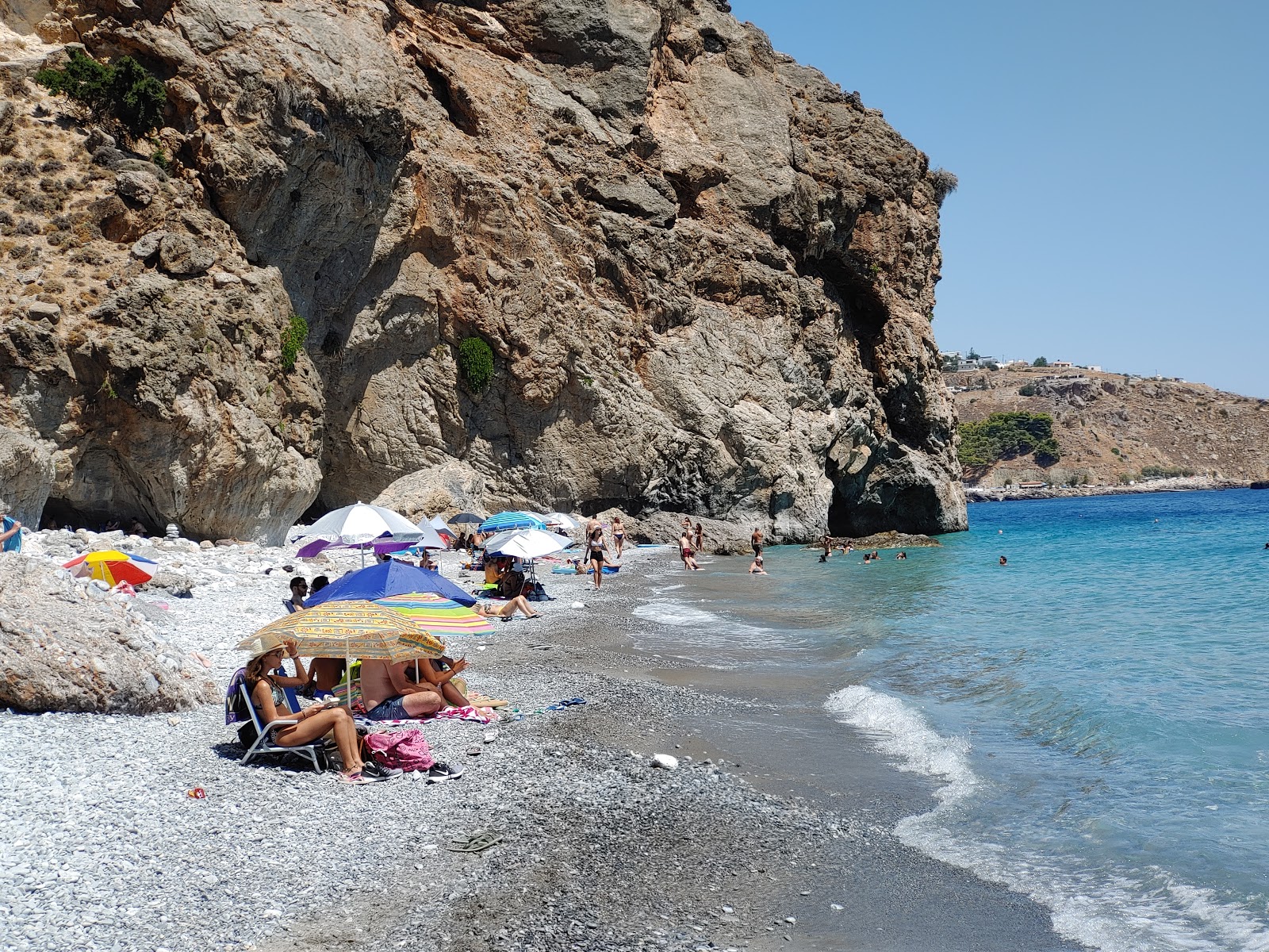 Ilingas beach'in fotoğrafı imkanlar alanı