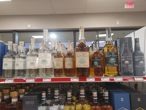 Wine Store «Yankee Spirits», reviews and photos, 207 Swansea Mall Dr, Swansea, MA 02777, USA