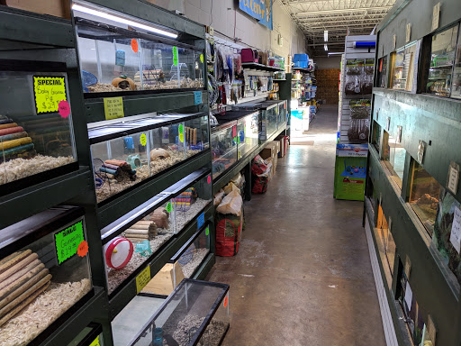 Pet Supply Store «Buckles Feed Depot & Pet Supply», reviews and photos, 220 S 4th St, Lafayette, IN 47901, USA