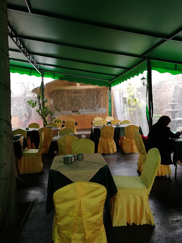 Cafeteria Mol Plaza - San Bernardo