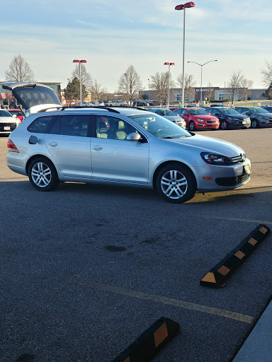 Used Car Dealer «Goben Cars», reviews and photos, 2501 E Springs Dr, Madison, WI 53704, USA