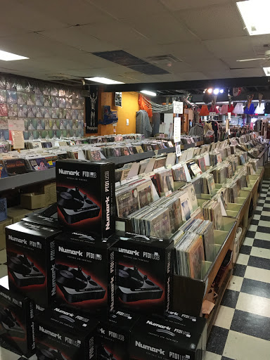 Record Store «POPS Resale», reviews and photos, 1423 Leestown Rd B, Lexington, KY 40511, USA