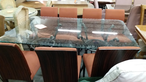 Thrift Store «Family Thrift Store», reviews and photos, 2699 N State Rd 7, Lauderdale Lakes, FL 33313, USA