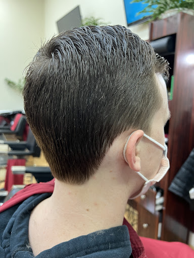 Barber Shop «TL Barbershop», reviews and photos, 1800 Wilson Blvd Unit 130, Arlington, VA 22201, USA