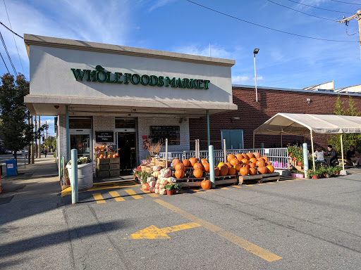 Grocery Store «Whole Foods Market», reviews and photos, 45 Beacon St, Somerville, MA 02143, USA